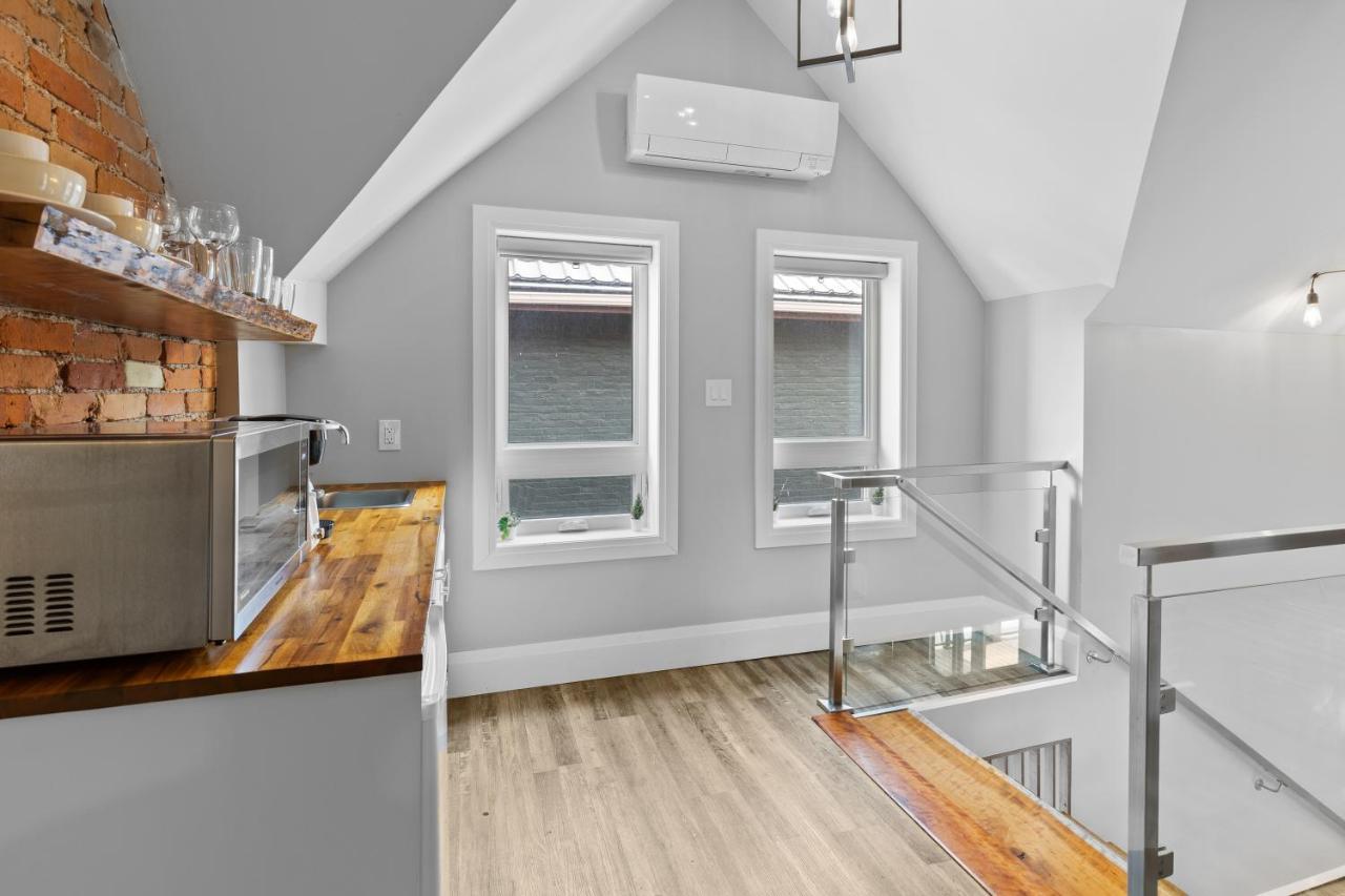 Entire 1 Bedroom Apartment Across From Google - Br5 Kitchener Exterior photo